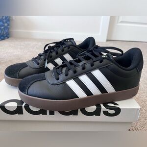 Adidas VL Court 3.0 shoes